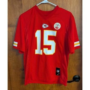NFL Kansas City Chiefs Patrick Mahomes Jersey Youth Large Red Football #15